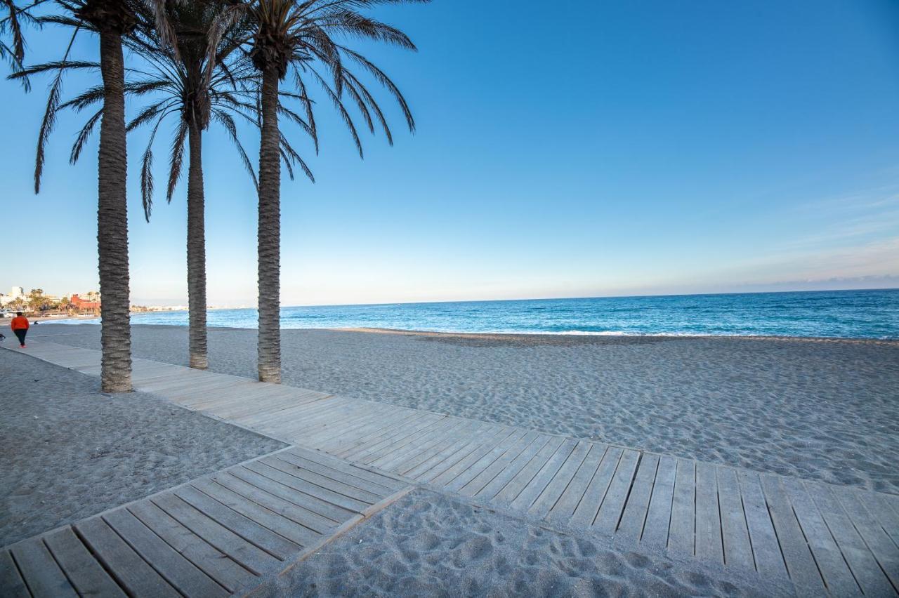 Modern Apartment Next To The Beach, Pets Friendly Benalmádena Exterior foto
